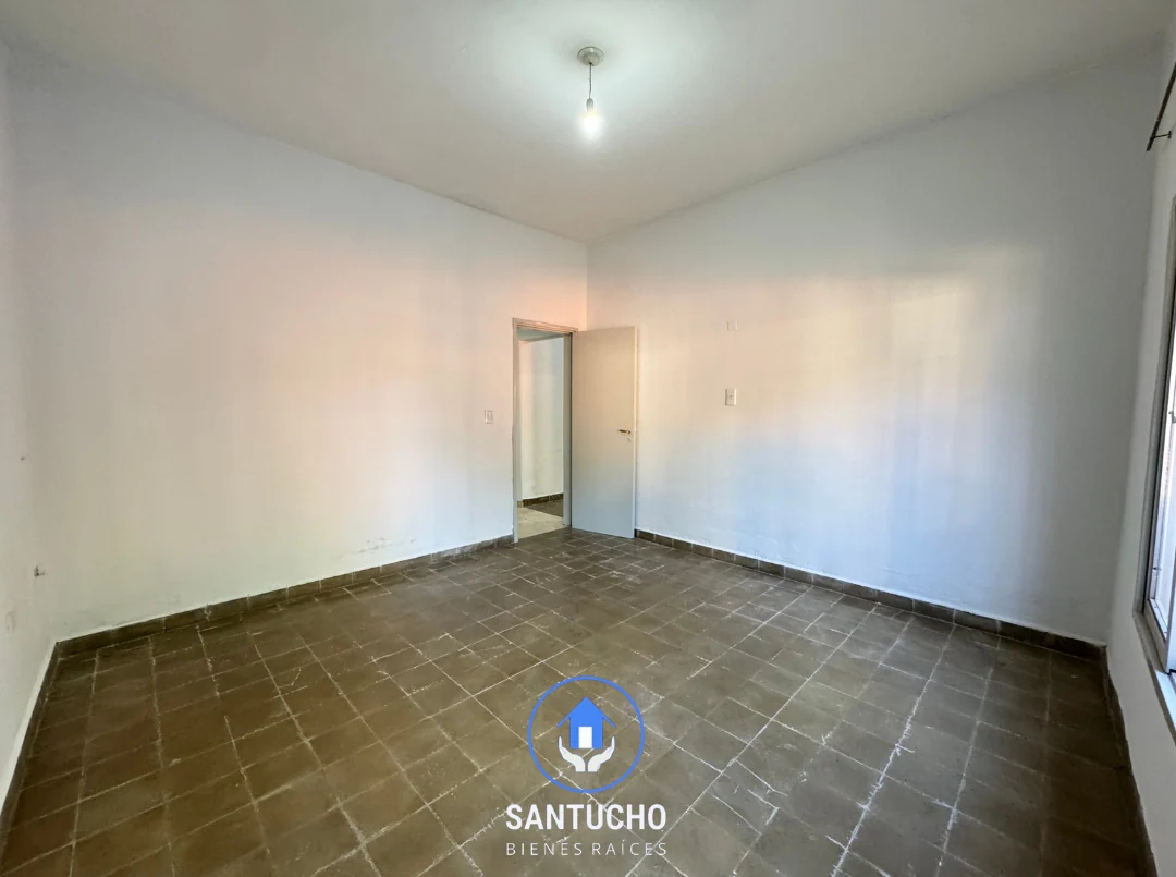 Casa en Alquiler | Casa Delantera – Colonia Caroya