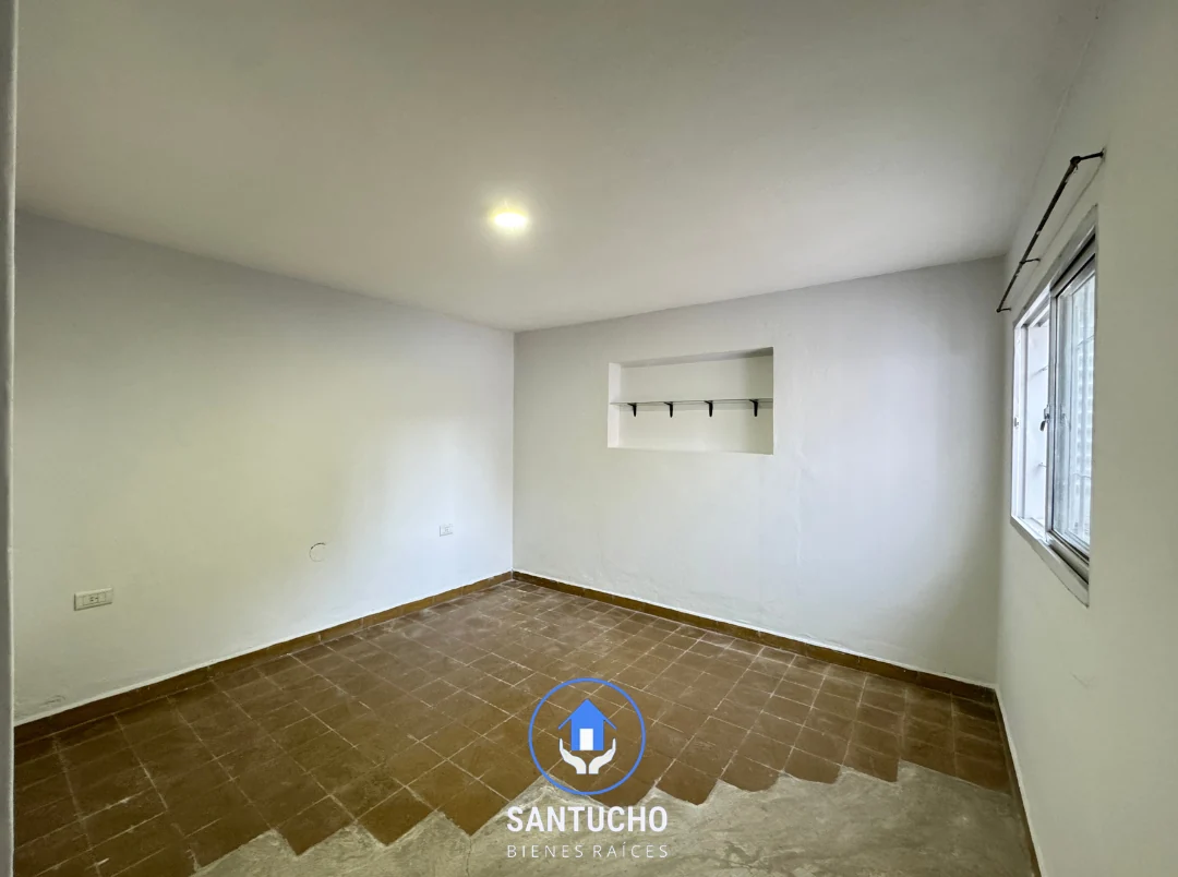 Casa en Alquiler | Casa Delantera – Colonia Caroya