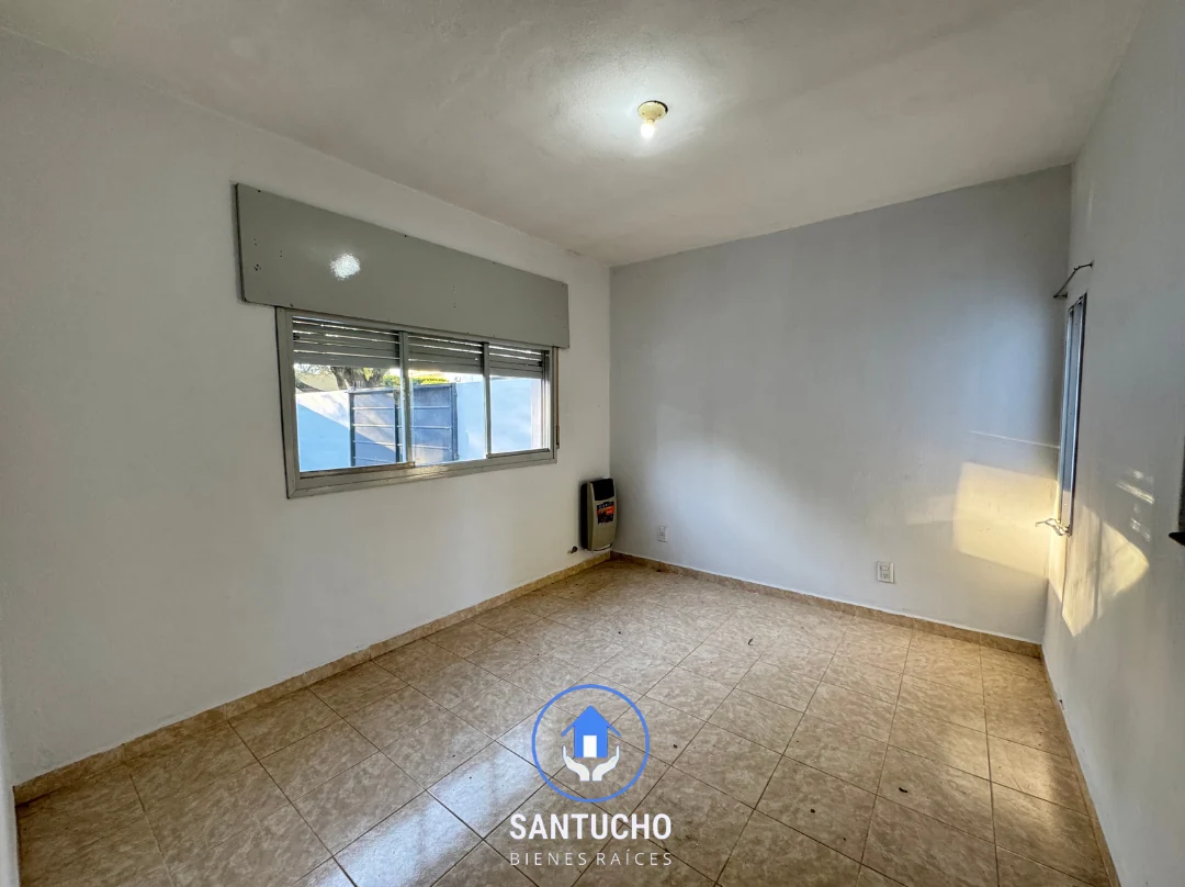 Casa en Alquiler | Casa Delantera – Colonia Caroya