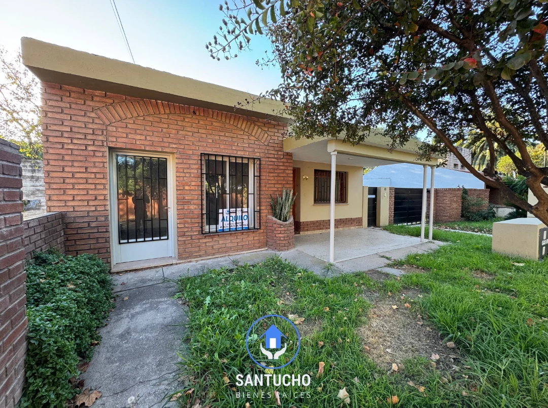 Casa en Alquiler | Casa Delantera – Colonia Caroya