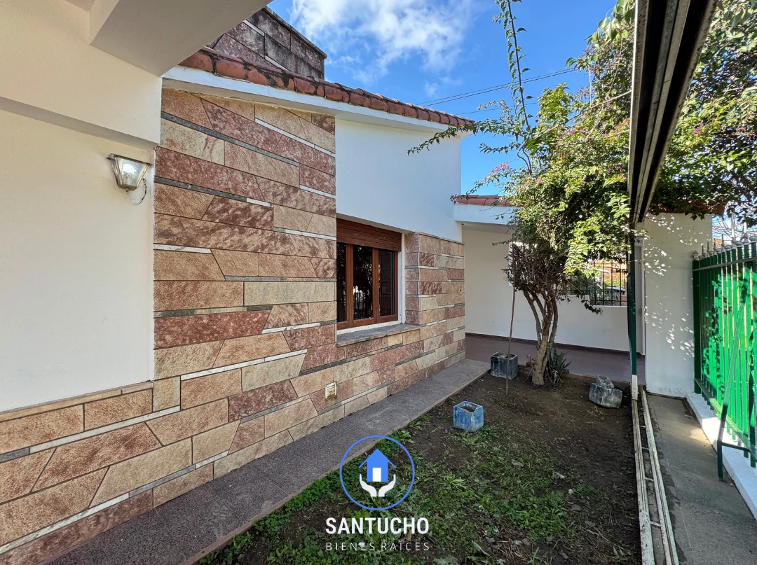 Casa en Alquiler | Colonia Caroya