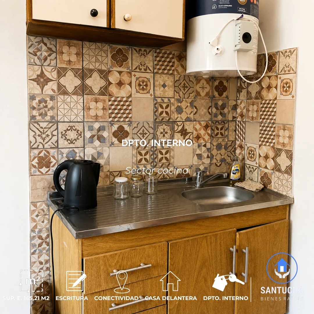 Propiedad en Venta | Casa + Departamento Interno – Colonia Caroya